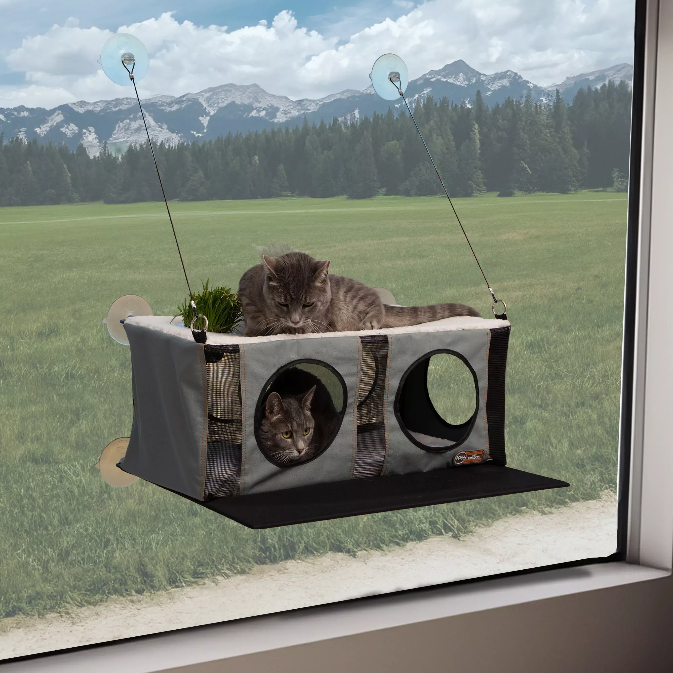K&H Ez Mount Penthouse With Grow Station