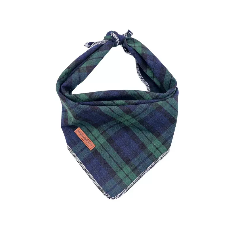 Unique Style Paws Dog Ceal 1 STK.Washable neck triangle made of cotton dogs for small agents Large dogs and cats L (1 Pack) Green plaid – Creating a Sanctuary for Your Pets and Visiting Wildlife