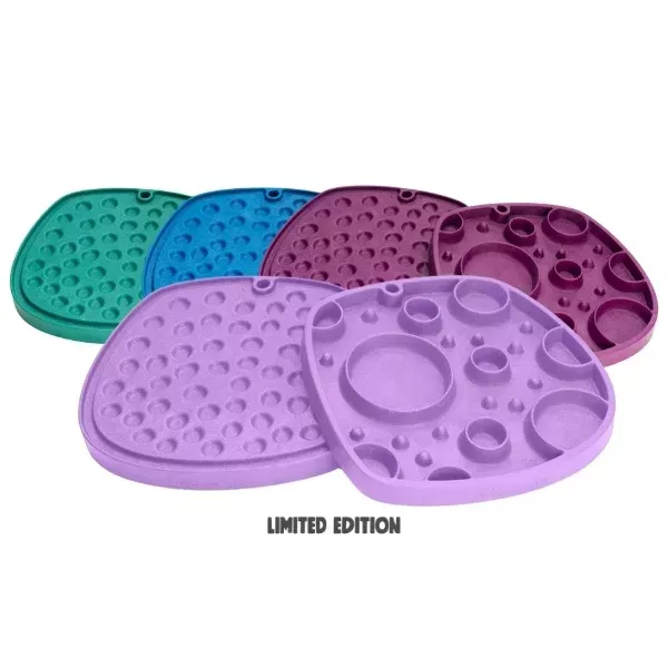 West Paw Design Feast Mat - Bubbles